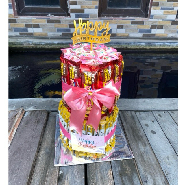 

snack tower hampers murah meriah untuk kado