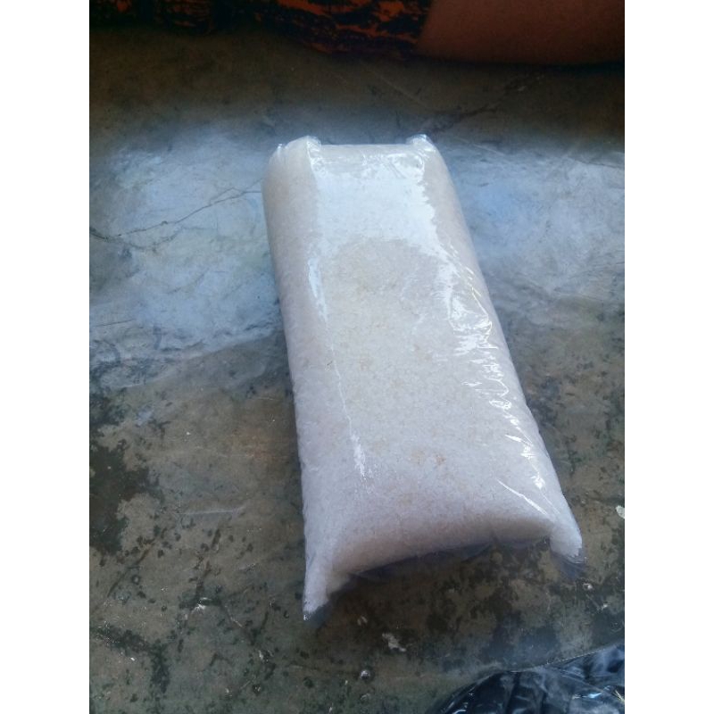 

Garam kasar berat bersih 2kg/2000gram