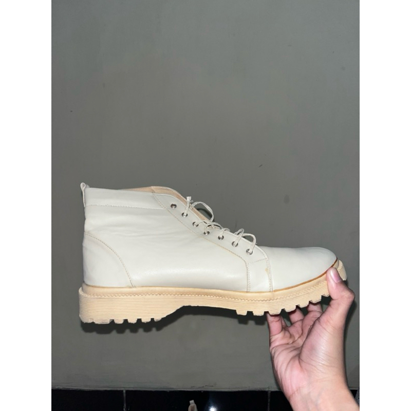 adorable project boots