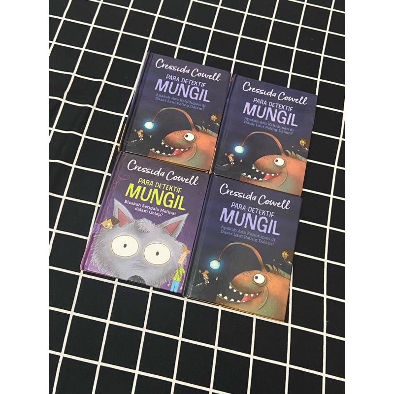 Cressida Cowel Series Bahasa Inggris & Indonesia