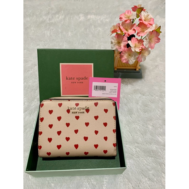 KateSpadeSpencerHeartWallet