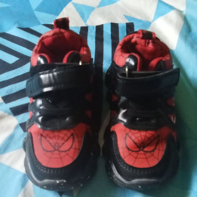 sepatu anak laki laki "PL"