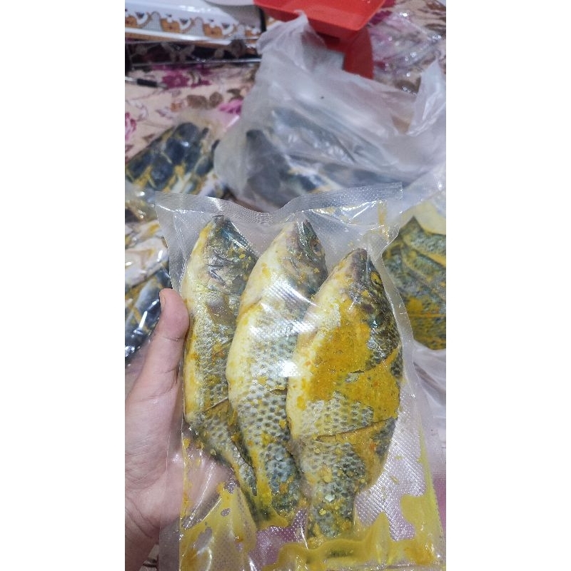 

Nila Bumbu Kuning