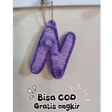 TERMURAH Gantungan kunci hp tas kawat bulu model huruf semua abjad gratis ongkir dan bisa COD