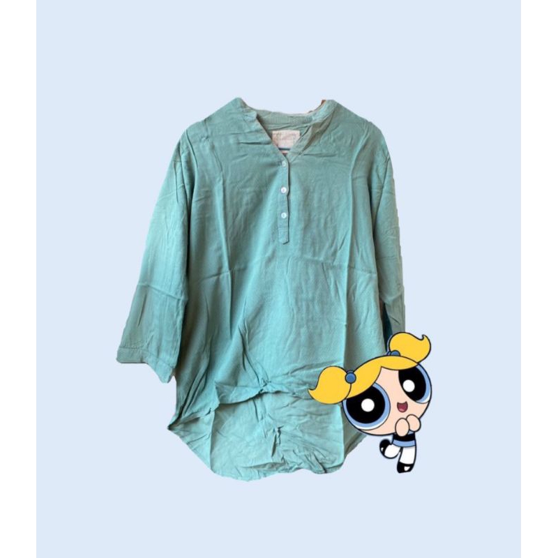 Preloved atasan wanita/ Preloved murah/ Atasan wanita/ Baju wanita/ Atasan kancing/ Baju kancing wan