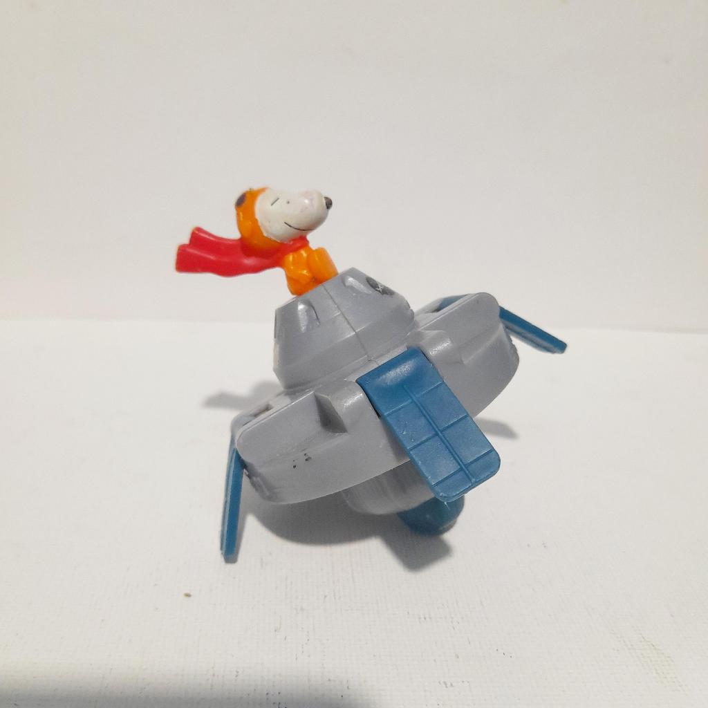 Mainan second Happy Meal Mcd Snoopy (minus)