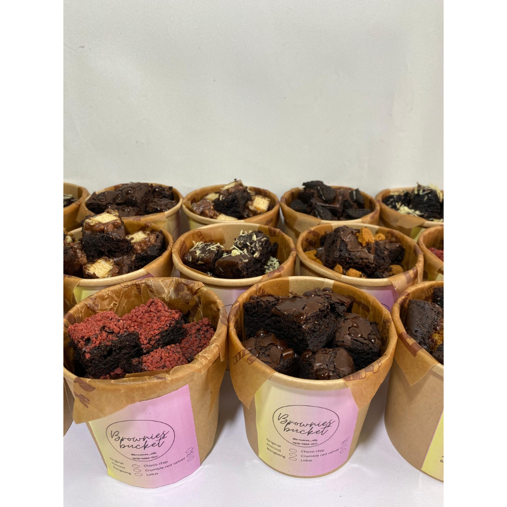 

brownies bucket| brownies bites|fudgy brownies