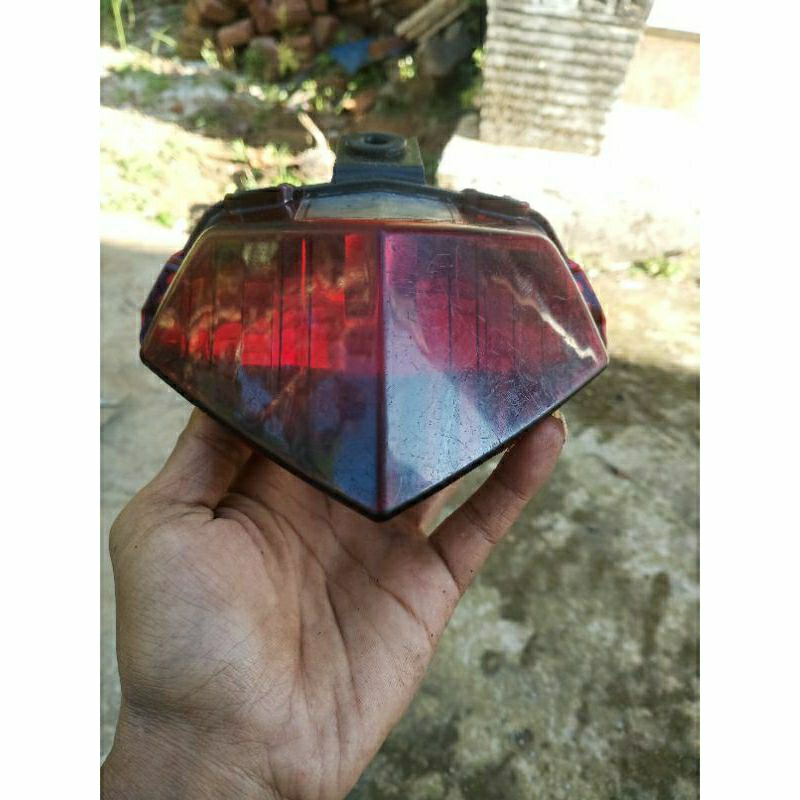 lampu setop belakang Vixion New copotan original