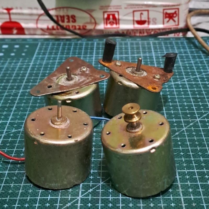 DC MOTOR DINAMO 12VDC 2500RPM/MIN DINAMO PENGGERAK/GENERATOR DLL