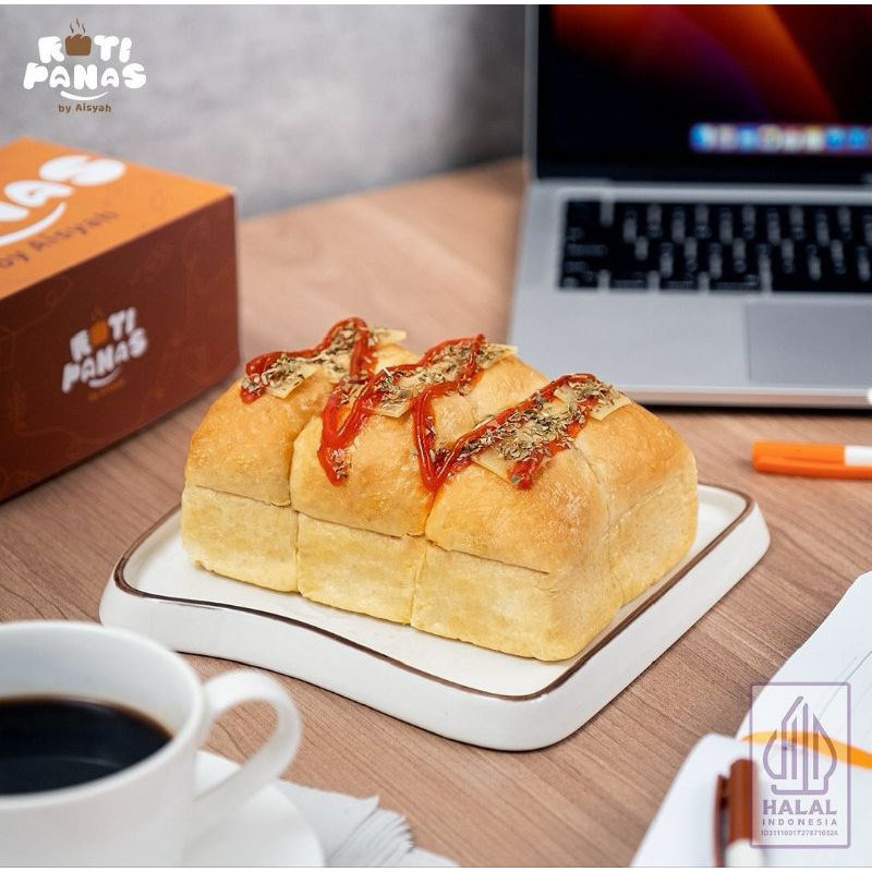 

Roti Panas isian smoke beef