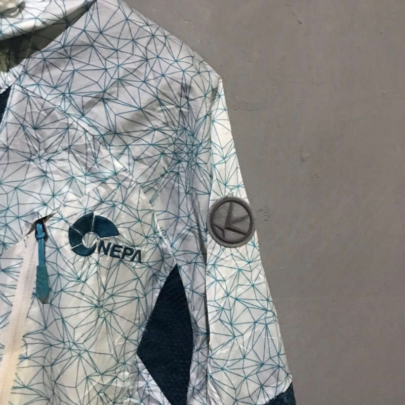 JAKET PARASUT/RUNNING NEPA ORI