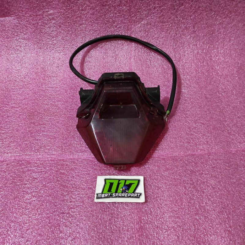 Lampu Belakang Stoplamp Lampu Stop Reflektor Yamaha Jupiter MX KING 150  2Pv  Original
