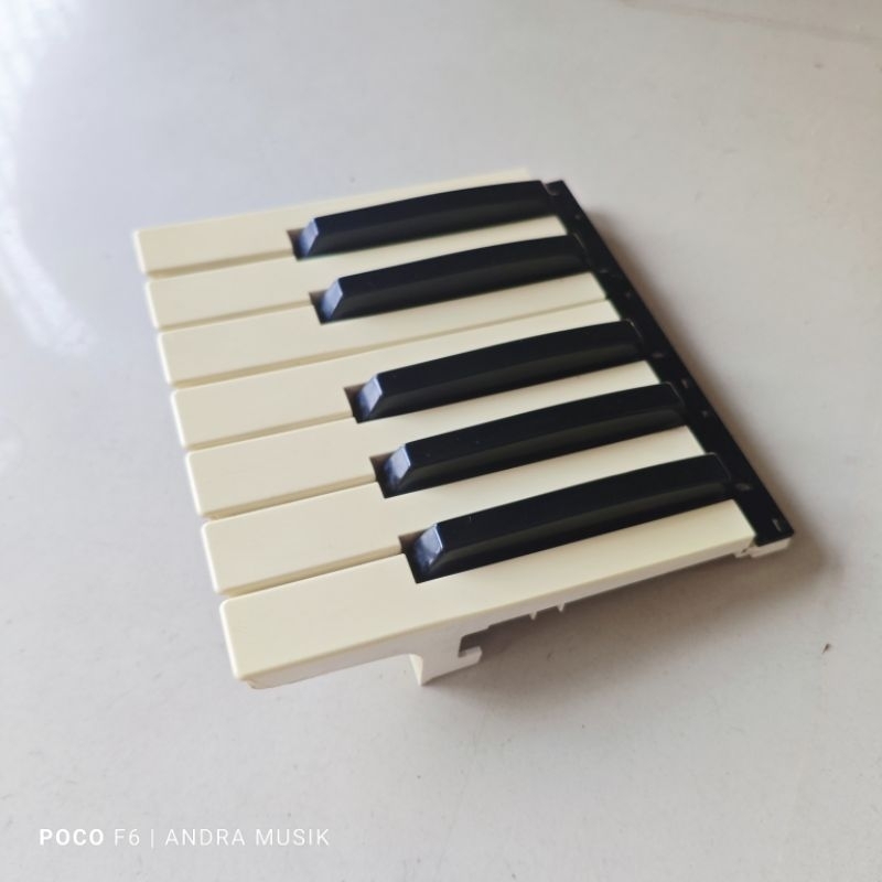 Tuts keyboard Technis KN 2400 kn2600 kn 1400 kn1600