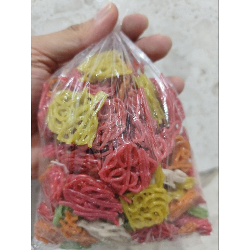 

Kerupuk Mawar Warna-warni Mentah Kemasan 250 Gram