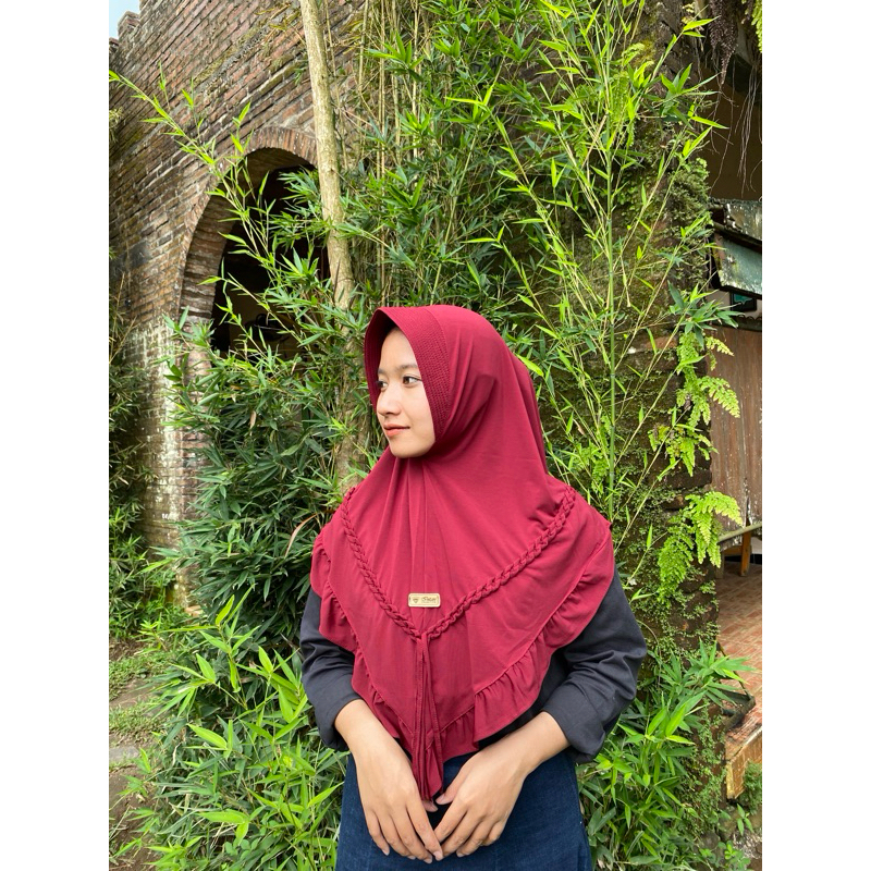 BERGO JERSEY RANTAI JILBAB KERUT