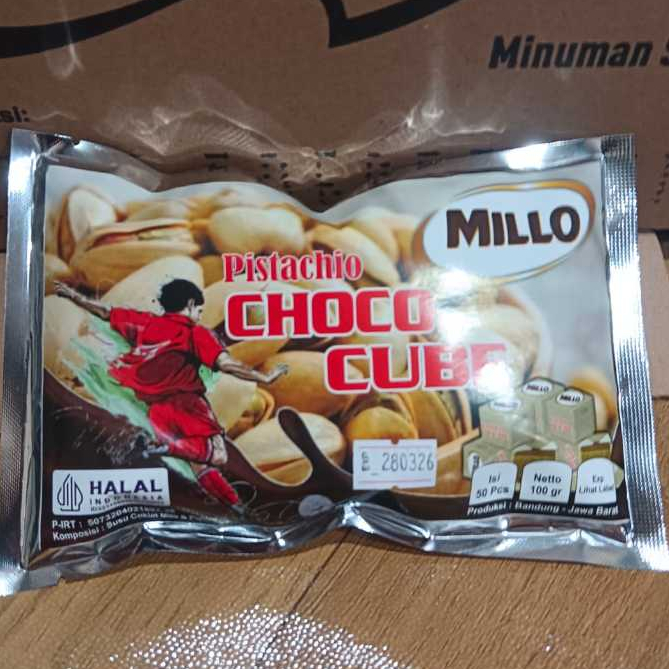 

Millo Cube Lokal Kacang Pistachio/Fustuk 1 Pack (Isi 50 Cube)