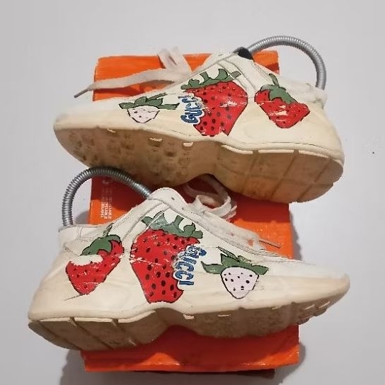 Sepatu Gucci Rhyton Strawberry Euro 37 Second Original Preloved UPC