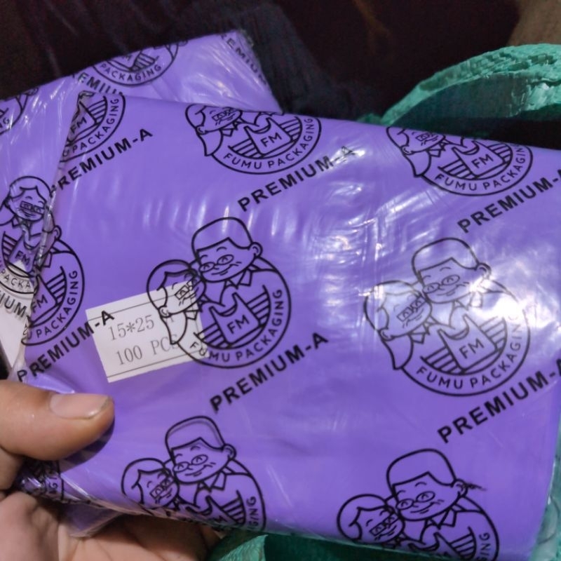 

plastik packing polimer premium glossy ungu 17x25
