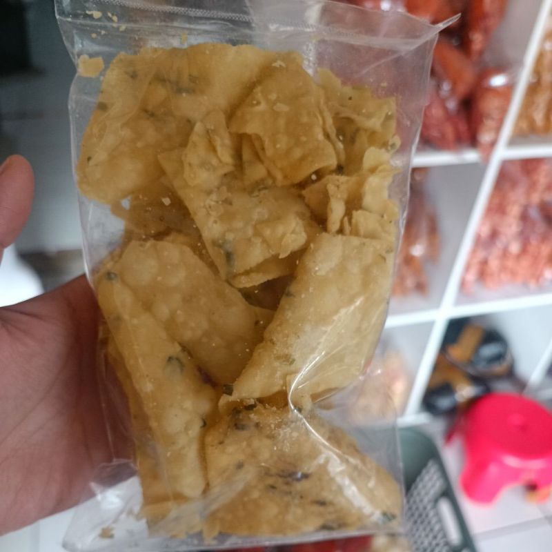 

ketipik pangsit daun bawang