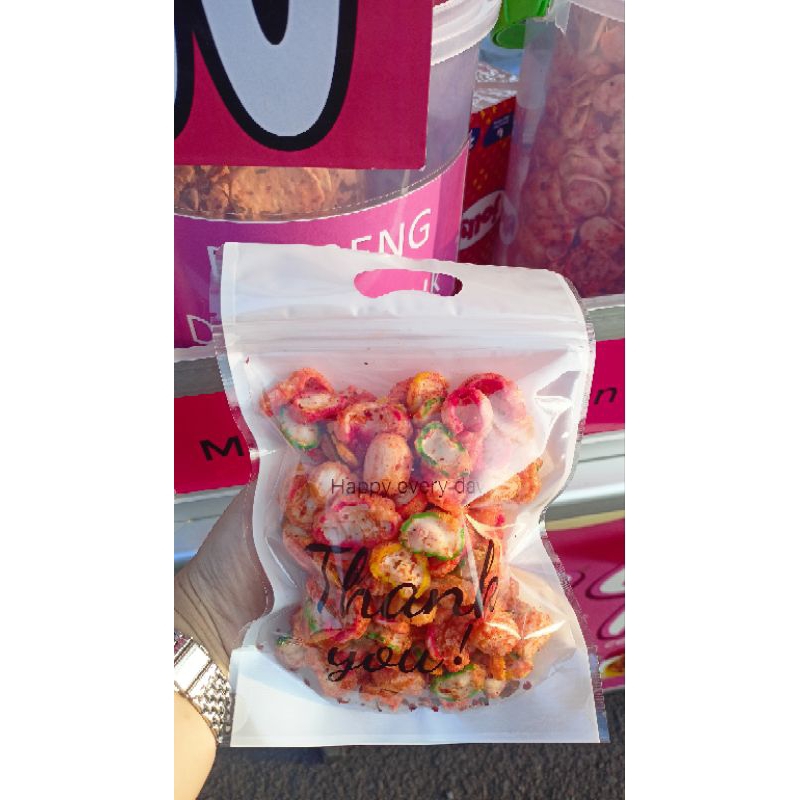 

CEMILAN PEDAS TERLARIS 250GR SEBLAK KERING/SEBLAK KANCING/KERUPUK KANCING PEDAS DAUN JERUK 250GR