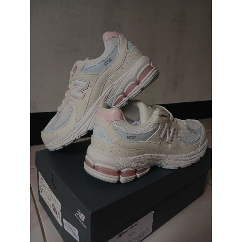 NEW_BALANCE_2002R_ORI