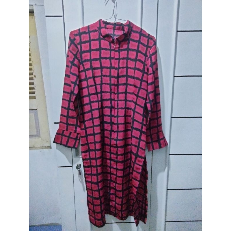 Preloved Atasan Wanita Tunik Warna Merah