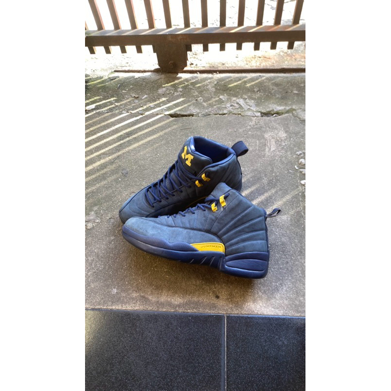 Jordan Retro 12 Michigan Boys