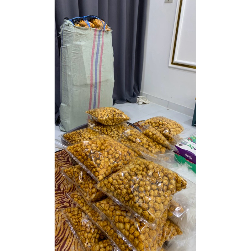 

AMPLANG PEDAS DAUN JERUK 1kg