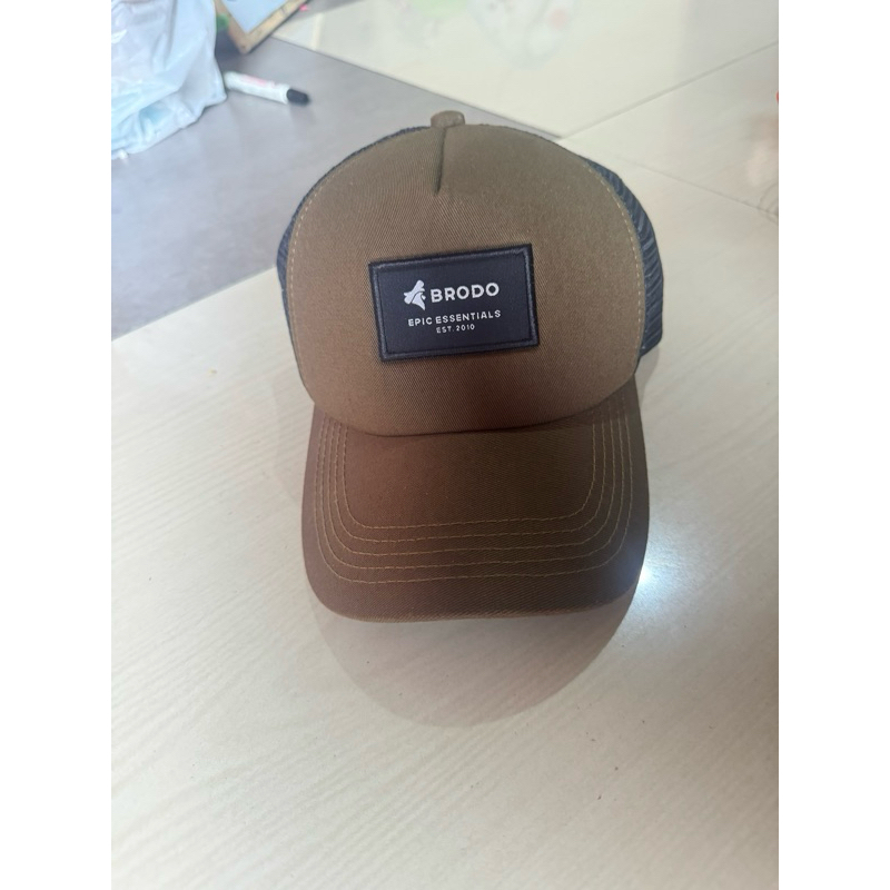 Topi Second Brodo
