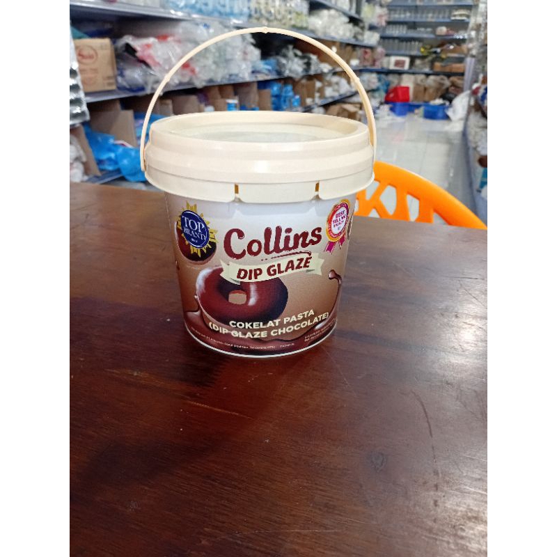 glaze Collins coklat