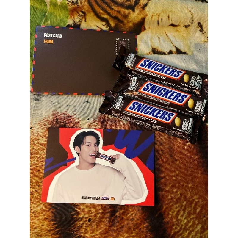 

SNICKERS MinGYu