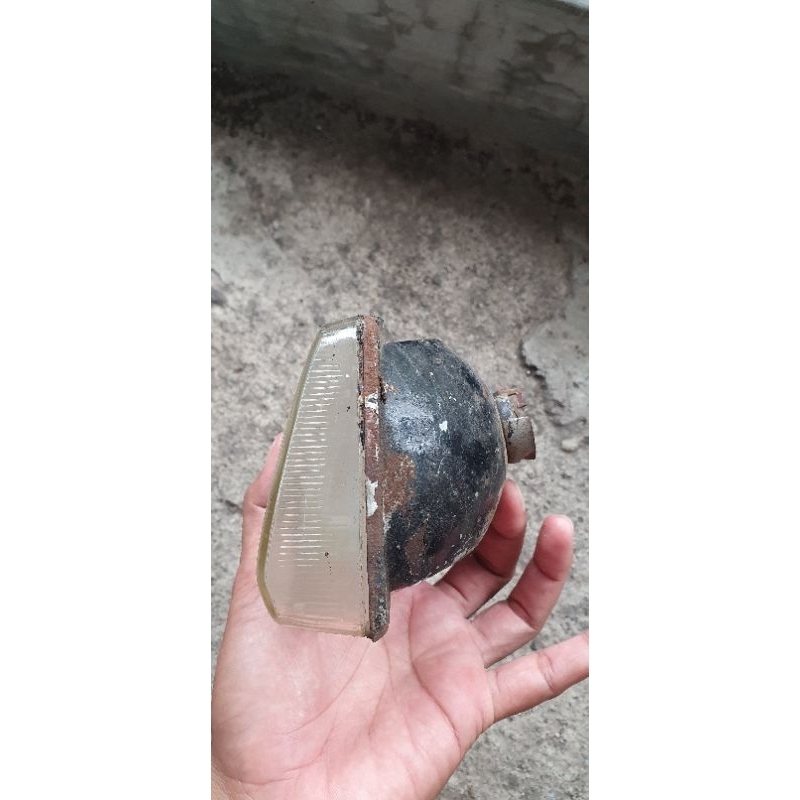 lampu depan honda C700