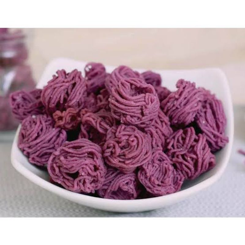 

dakak dakak ubi Ungu jajanan khas Minang sumatra barat