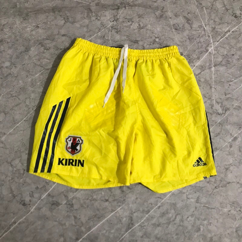 Celana bola Adidas kirin japan size m preloved