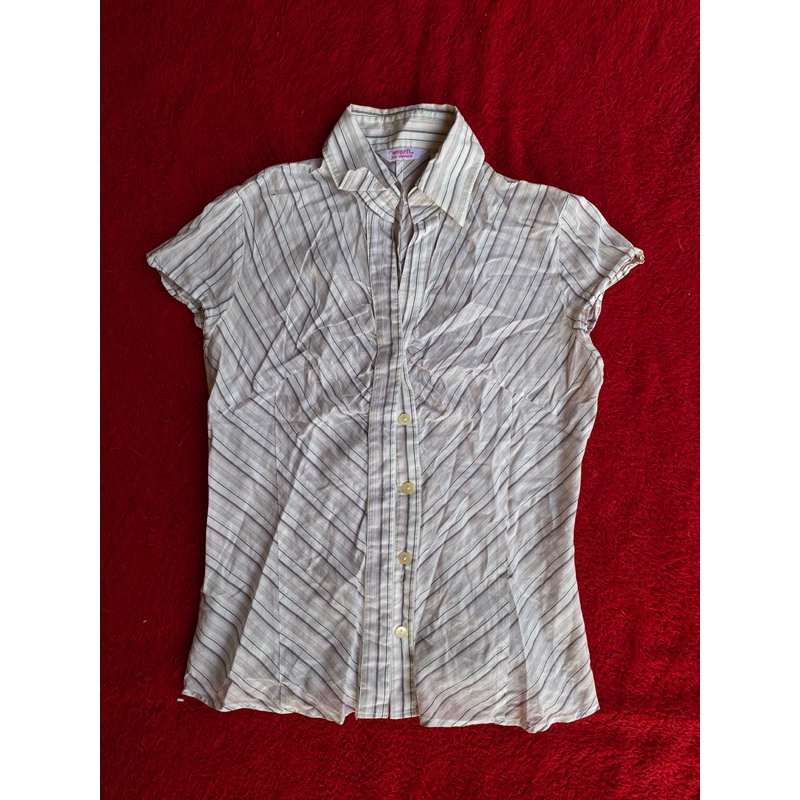 Kemeja Pendek Slimfit Preloved