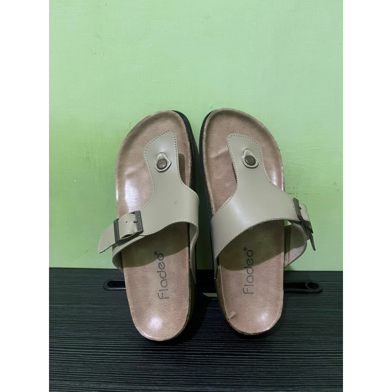 Sandal Matahari (fladeo) ukuran 39