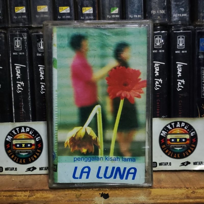Kaset Pita - La Luna - Penggalan Kisah Lama - Radio Tape - Kaset - Radio - Pemutar Kaset - Retro - C