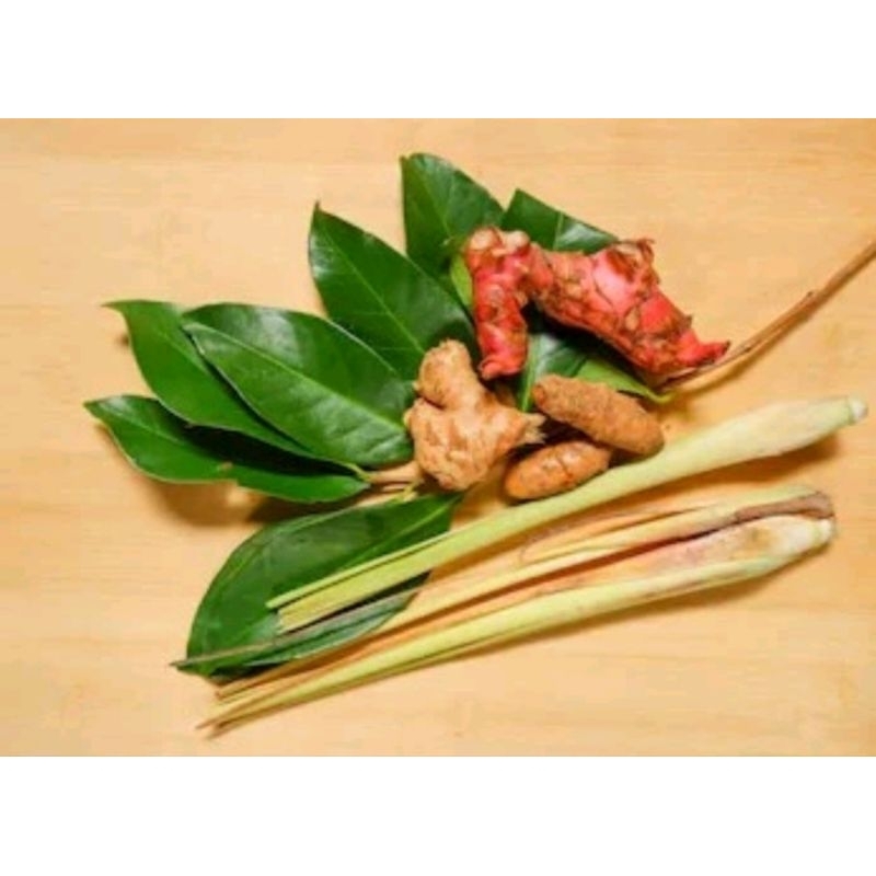 

Bumbu dapur 1 plastik kecil..