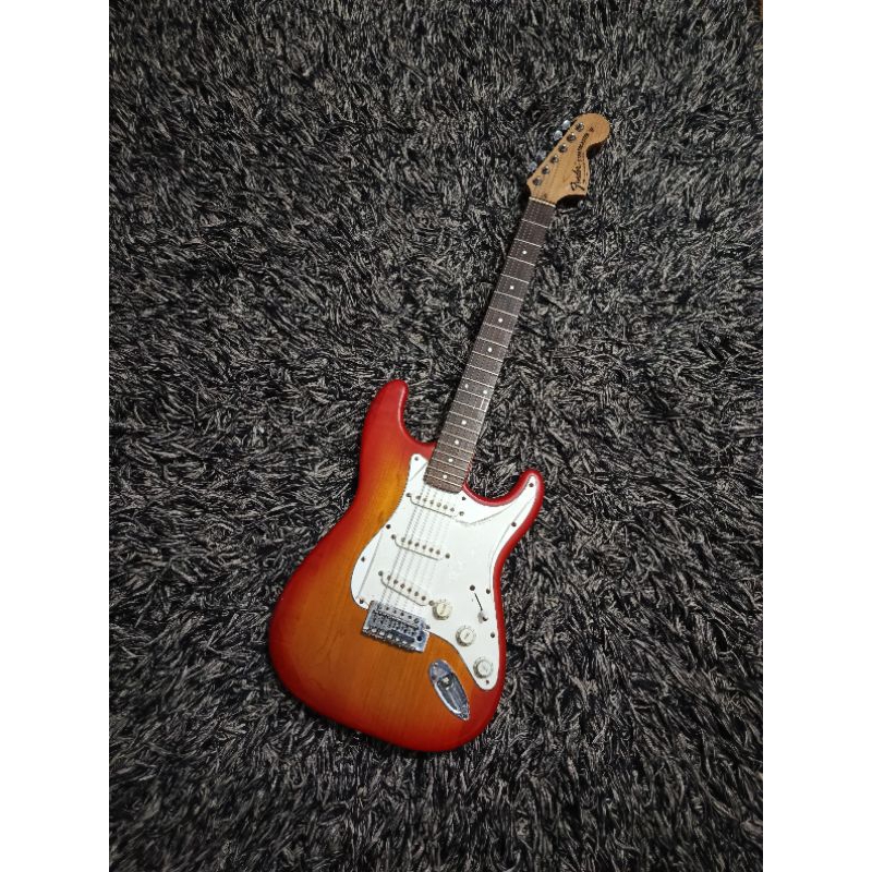 Gitar Fender Custom Red Cherry