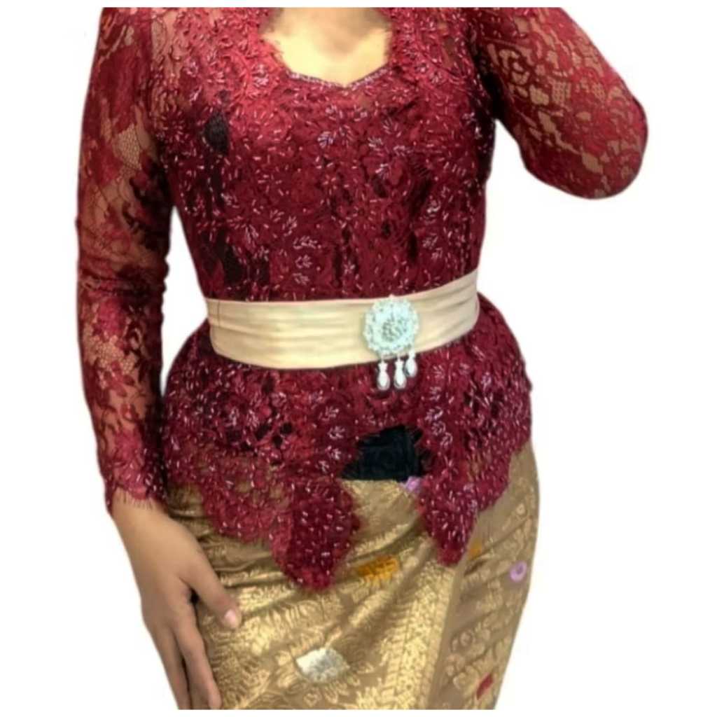 Kebaya Brokat Metalik Payet, Adat Bali