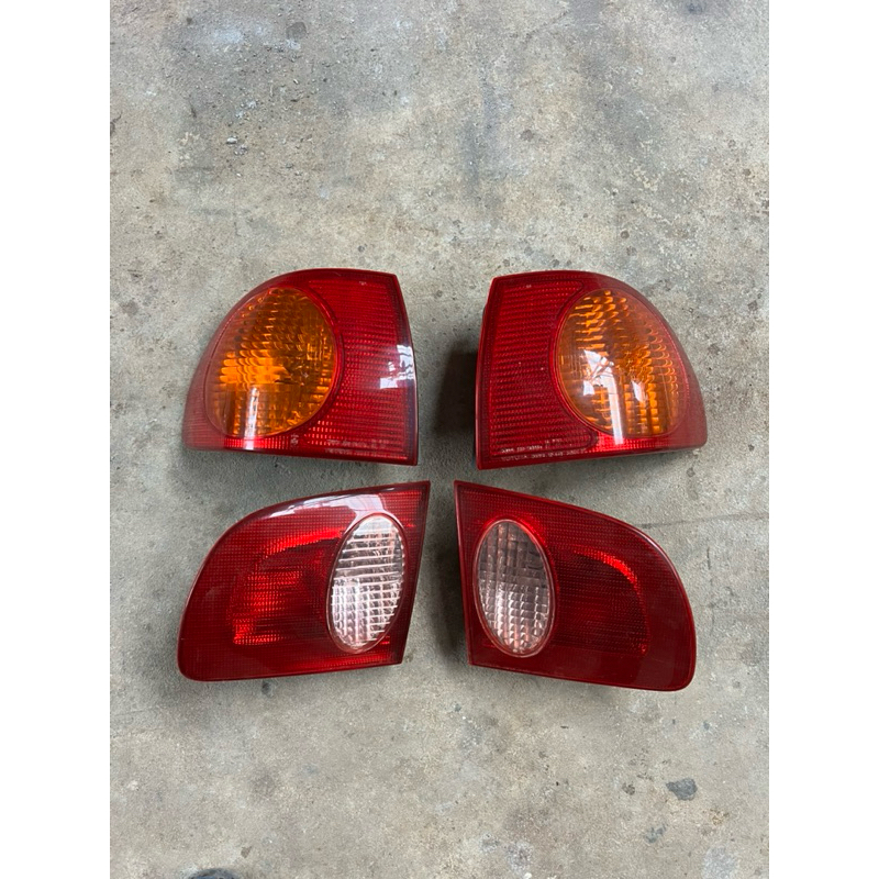 Stoplamp conquest ultima Toyota corolla AE112 ( all new corolla ) original koito
