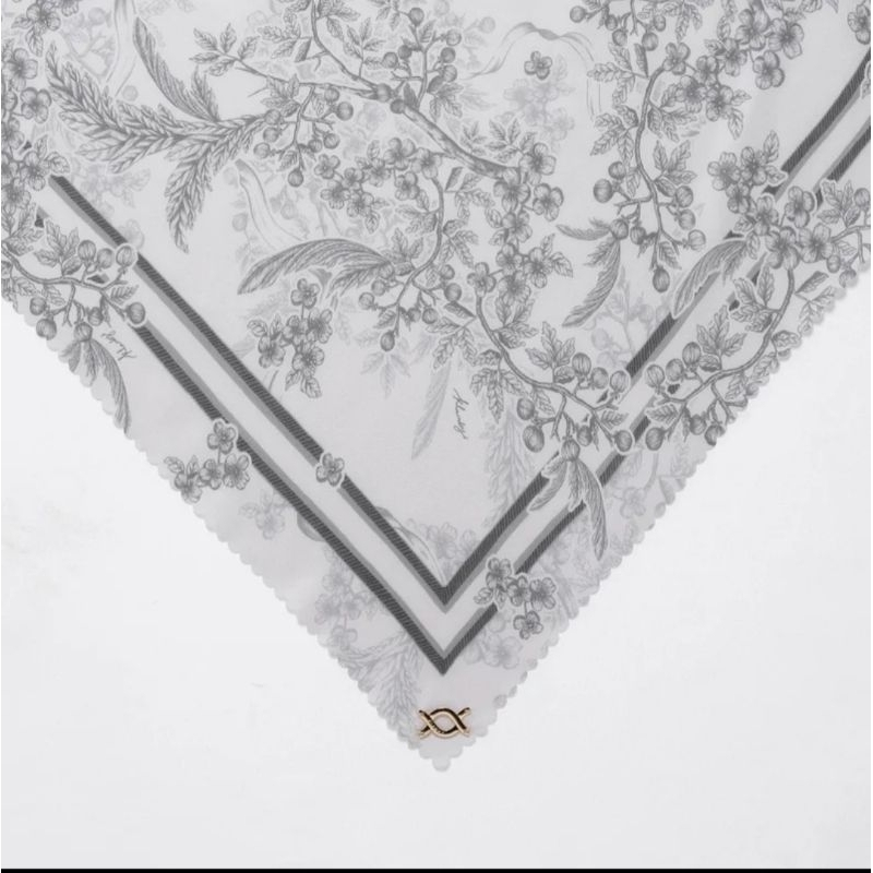 Ruby Scarf Wearing Klamby PRELOVED