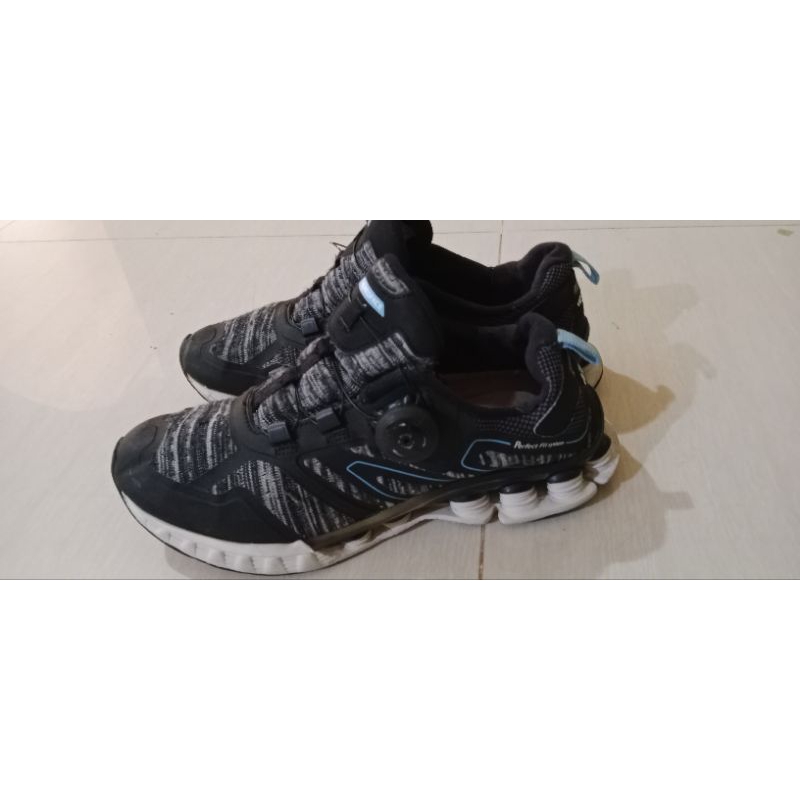 sepatu trail run
