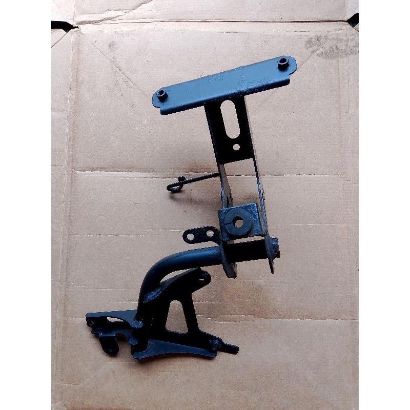 breket dudukan tameng depan/dudukan ecu Vario 125/150 LED OLD 2015/2017 original second