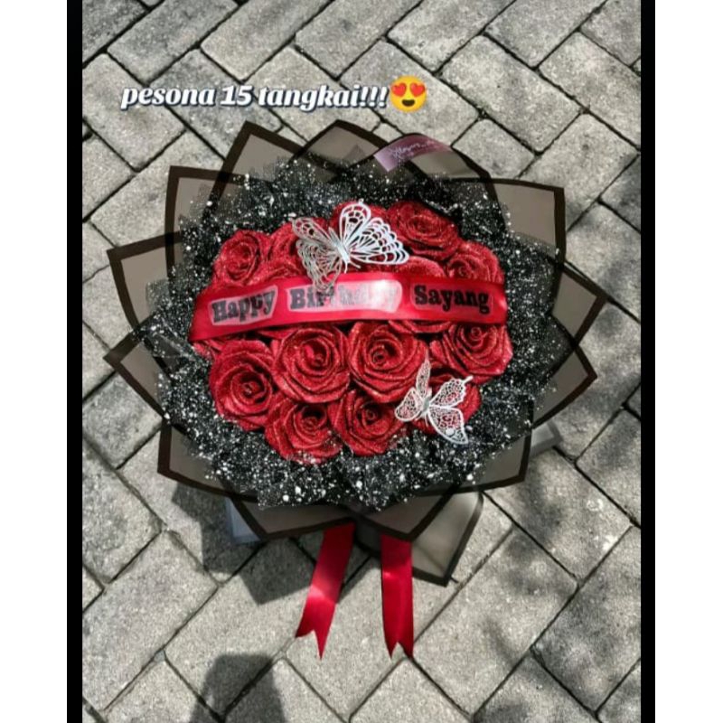 

Bouquet bunga pita satin