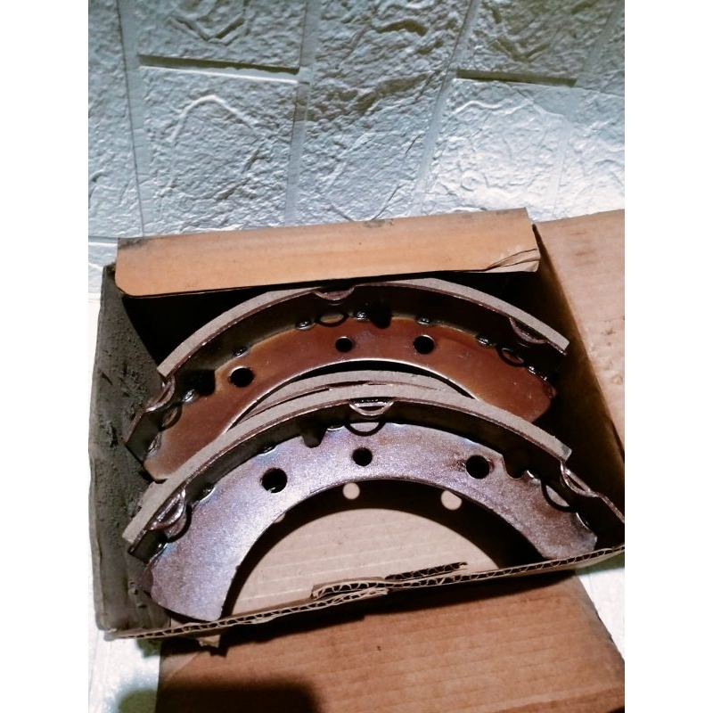 K154BRAKE SHOE ASSY

PART NO

DAI-6031

GENUINE PART NO

MB 058847

APLICATION

T120 P300G

DAIMATSU