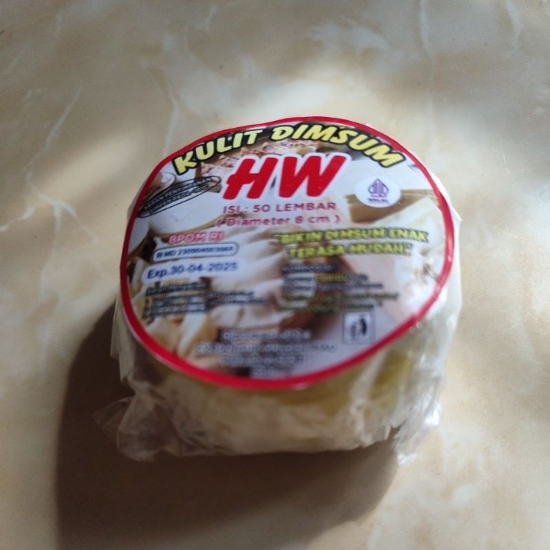 

Kulit dimsum bagus dan murah isi 50 lembar biji diameter 8 cm sangat cocok untuk dimsum dan pangsit rebus putih / kuning