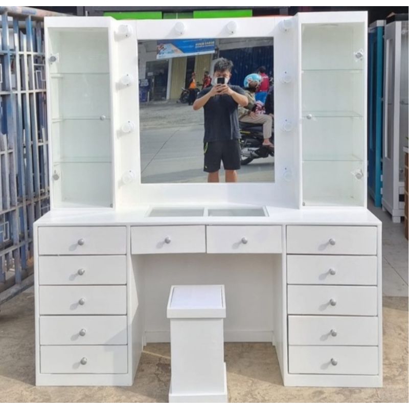 MEJA RIAS LAMPU CERMIN MEJA RIAS MINIMALIS JEPARA