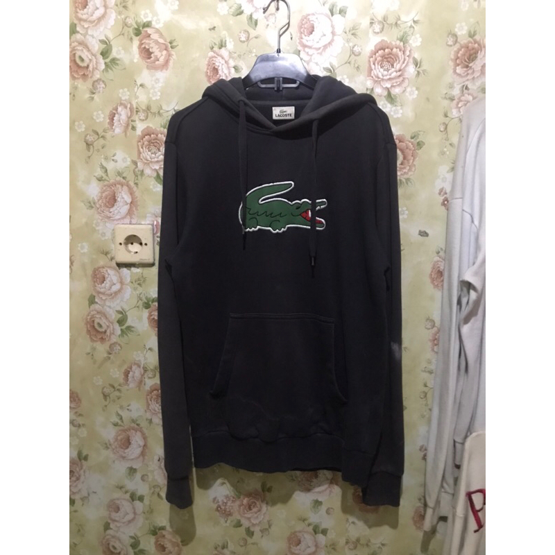 hoodie lacoste big logo hitam