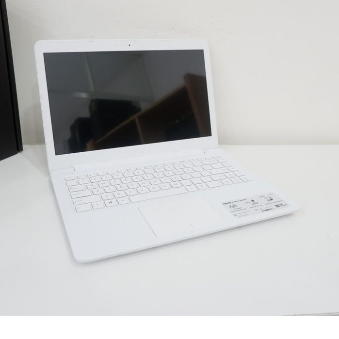 Laptop ASUS E402YA AMD E2 (4GB / 512GB SSD / 14'INCH / WINDOWS 10) laptop kerja